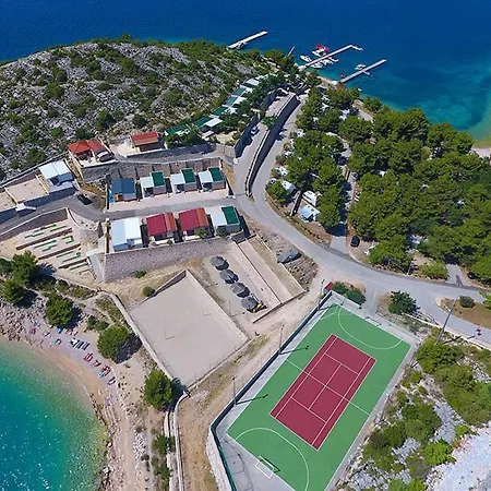 Camping Peaceful Escape In Oaza Mira, Mobile Nika