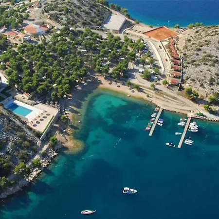 Camping Peaceful Escape In Oaza Mira, Mobile Nika Drage